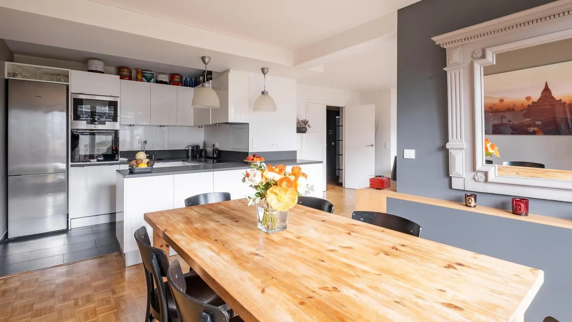 Apartment Veeve - Grand In Grey *